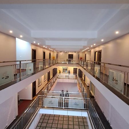 Aparthotel Capital Square Erattupetta Zewnętrze zdjęcie