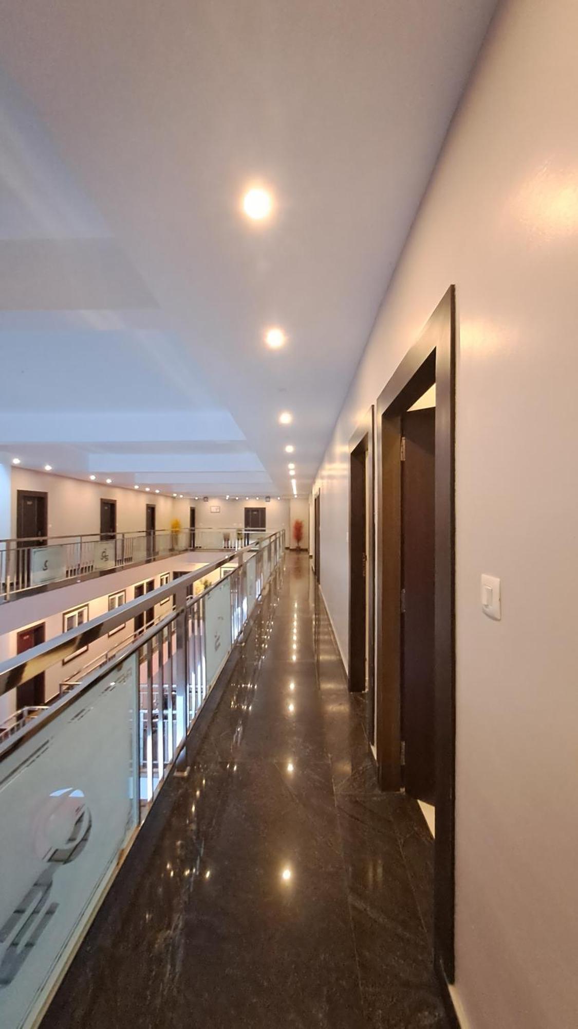 Aparthotel Capital Square Erattupetta Zewnętrze zdjęcie