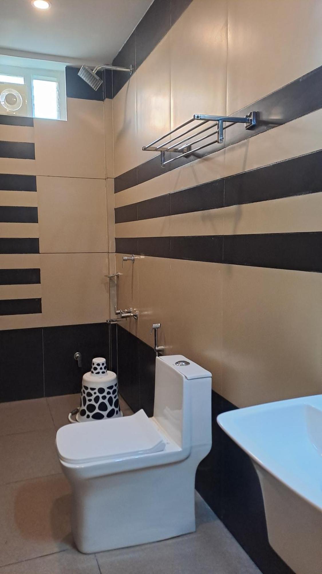 Aparthotel Capital Square Erattupetta Zewnętrze zdjęcie